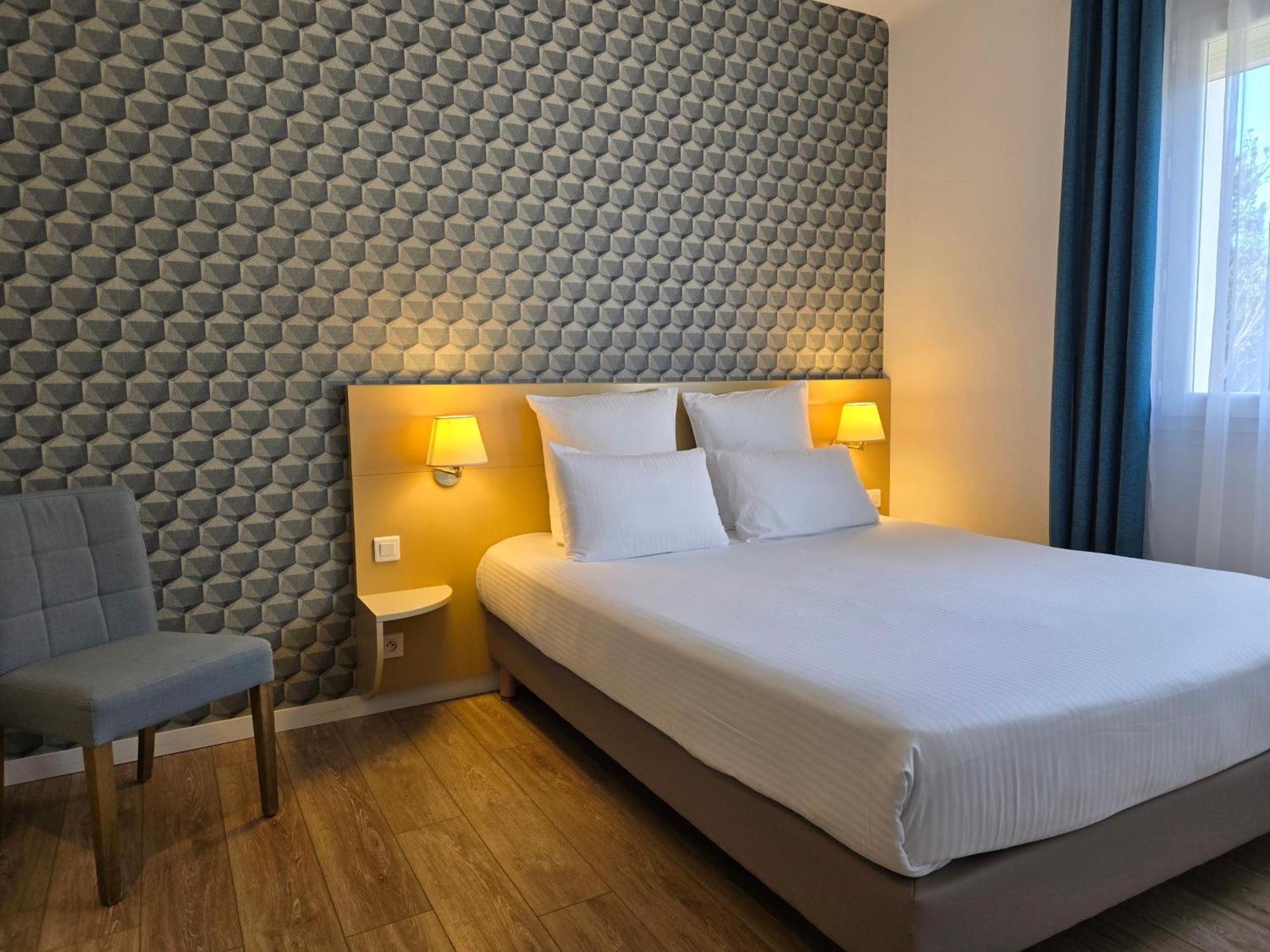 Hotel Le Saint-Genies Uzès Dış mekan fotoğraf
