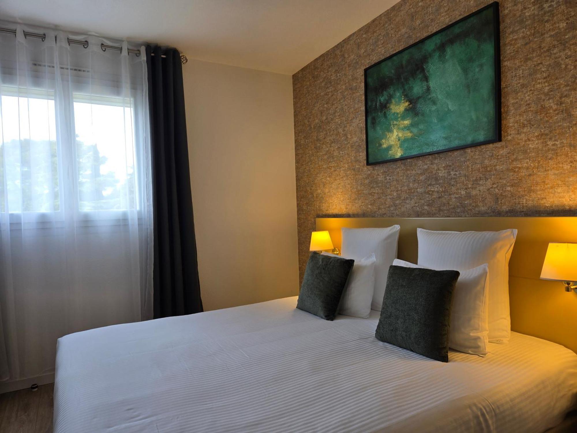 Hotel Le Saint-Genies Uzès Dış mekan fotoğraf