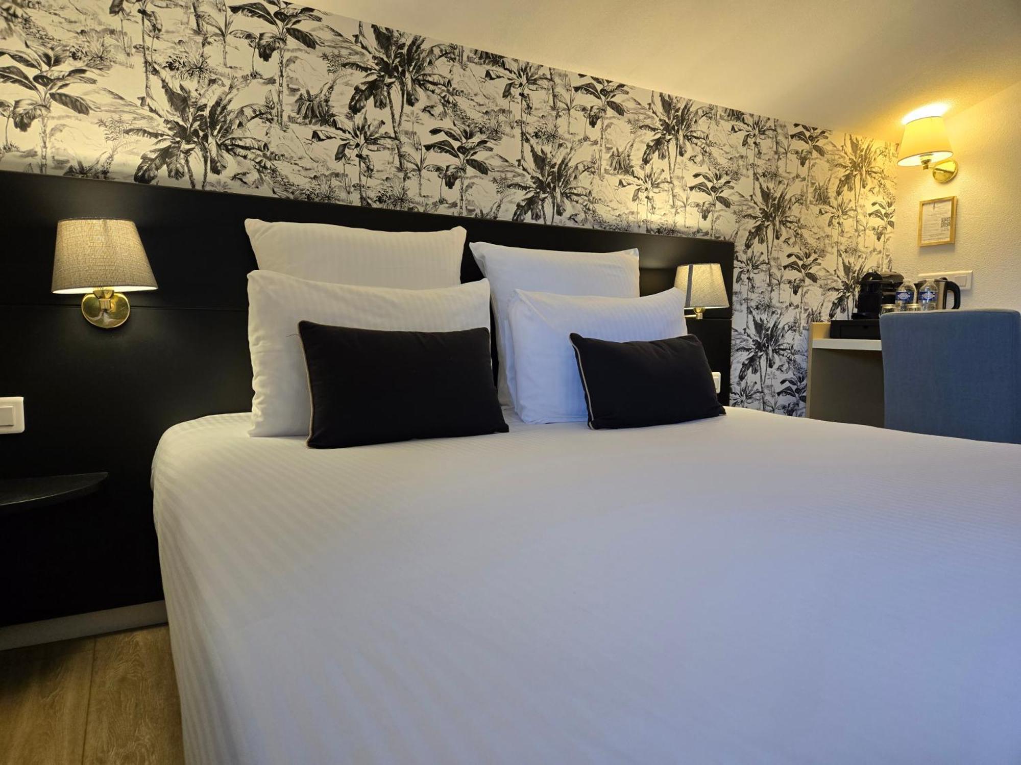 Hotel Le Saint-Genies Uzès Dış mekan fotoğraf